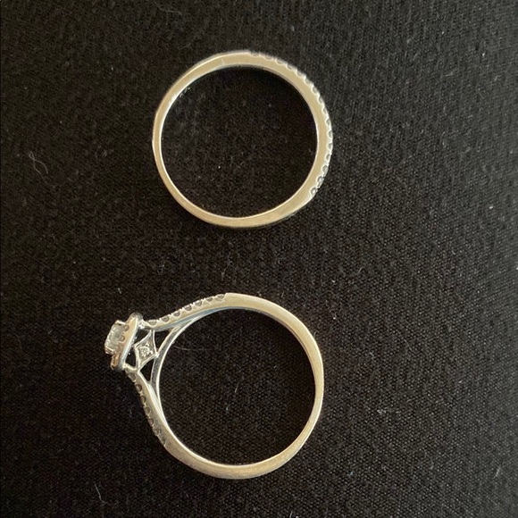 Kay Jewelers 3/8 Carat White Gold Wedding Ring Set - Picture 6 of 6